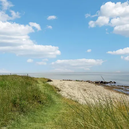 Semesterbostad Stunning In Sydals With Kitchen *