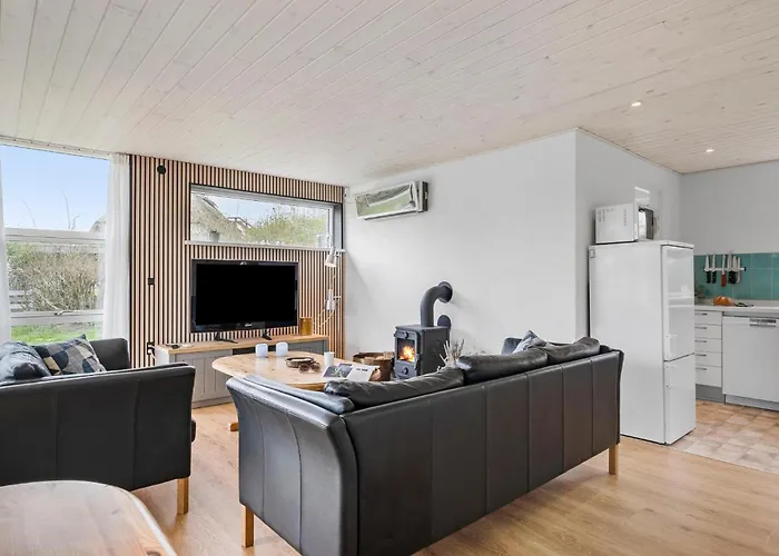 Stunning In Sydals With Kitchen Nyaraló *